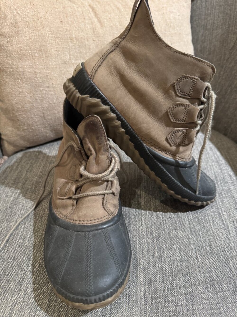 Sorel Out N About Duck Boots Brown Leather Sz 9.5
